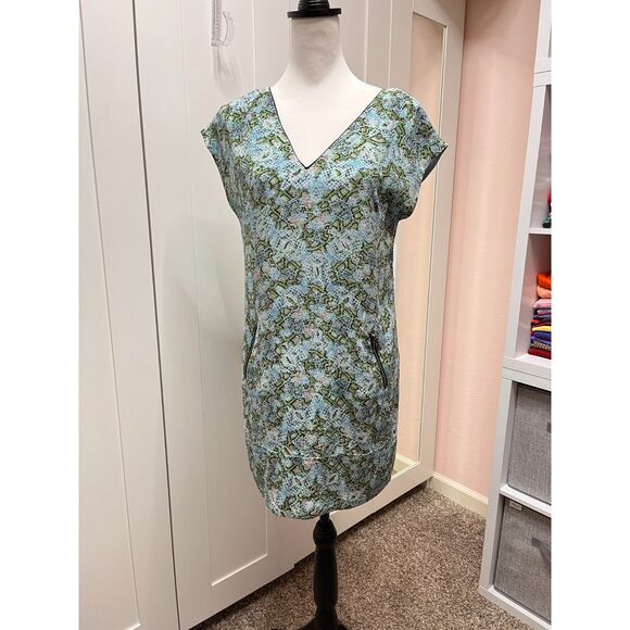 Maeve Anthropologie Serpentes Blue 100% Silk Tunic Dress with Zippered pockets - Picture 4 of 12